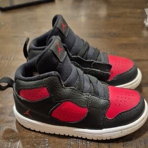 Jordan Kids' Black and Red Sneakers
